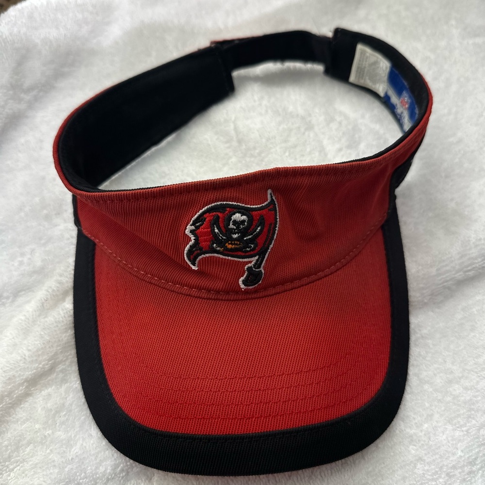 Tampa Bay Buccaneers Raymond James Sun Golf Visor Adjustable Hat Cap NFL
